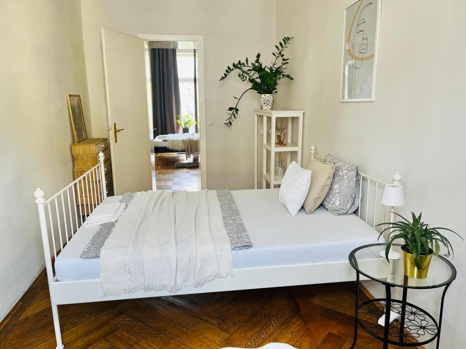 Beautiful City Centre Apartment Vienna Esterno foto